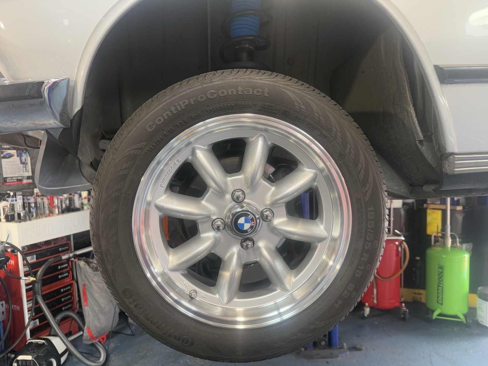 1972 BMW 2002 tii 92k mi w/ matching VIN engine - photo 13