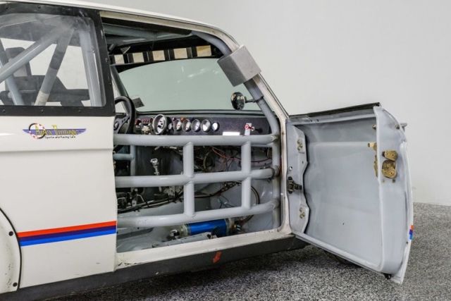 1972 BMW 2002 Vintage Race Car - photo 12