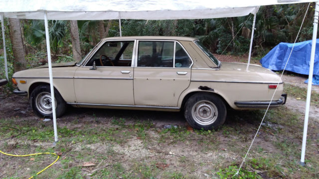 1972 BMW Other 4DR - photo 2