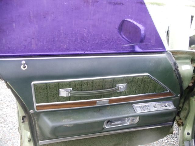 1972 Buick Limited lot of trim - photo 10