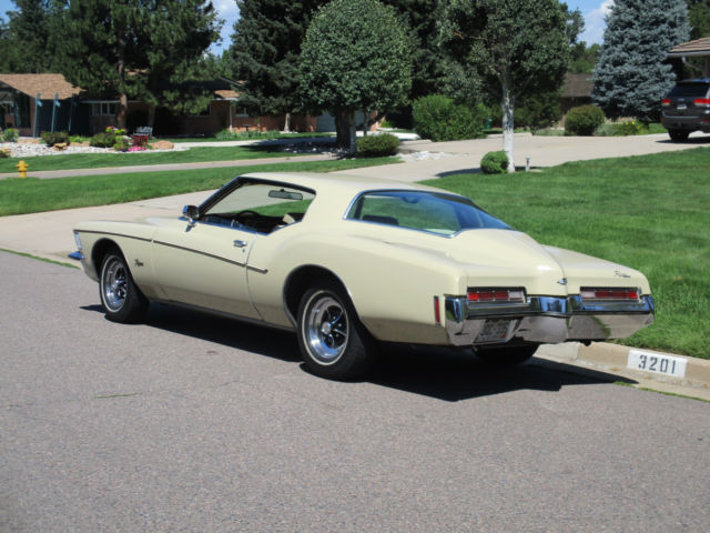 1972 Buick Riviera tan - photo 6