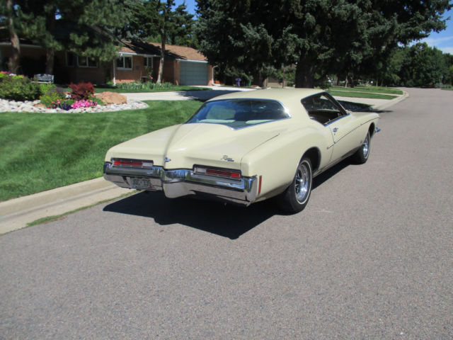 1972 Buick Riviera tan - photo 9