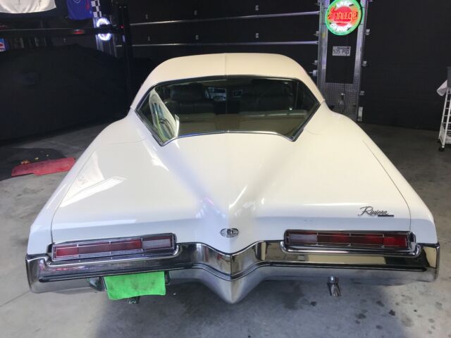 1972 Buick Riviera GS, Boat Tail Rivi 1972 Buick Riviera GS