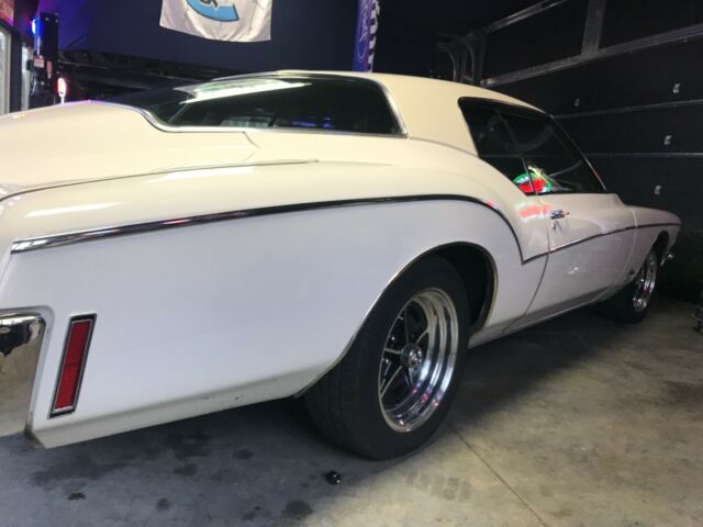 1972 Buick Riviera GS - photo 9