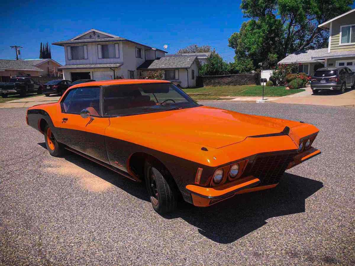 1972 Buick Riviera 2 Door - photo 2