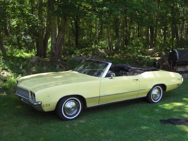 1972 Buick Skylark Custom, convertible, low miles, origional 1972 Buick Skylark