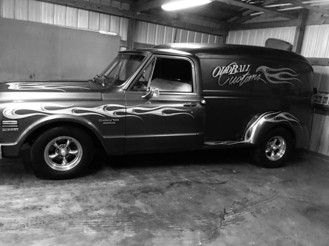 1972 C 10 CUSTOM PANEL 1972 Chevrolet C10 Suburban