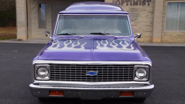1972 Chevrolet C10 Suburban - photo 2