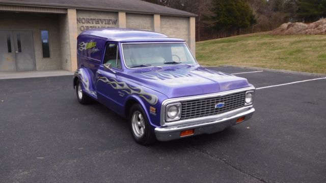 1972 Chevrolet C10 Suburban - photo 7