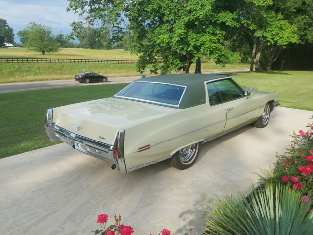 1972 Cadillac DeVille rear fender covers - photo 5