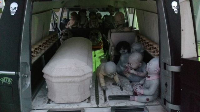 1972 Cadillac Fleetwood Ambulance Hearse combo car - photo 9