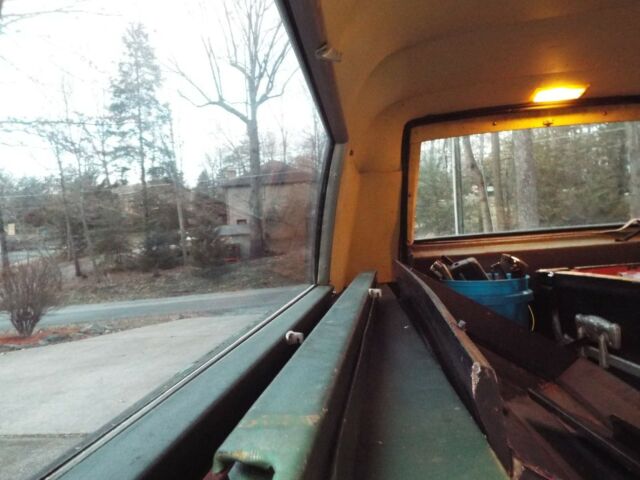 1972 Cadillac Commercial Chassis hearse - photo 9