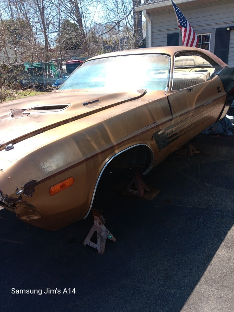 1972 Dodge Challenger - photo 2