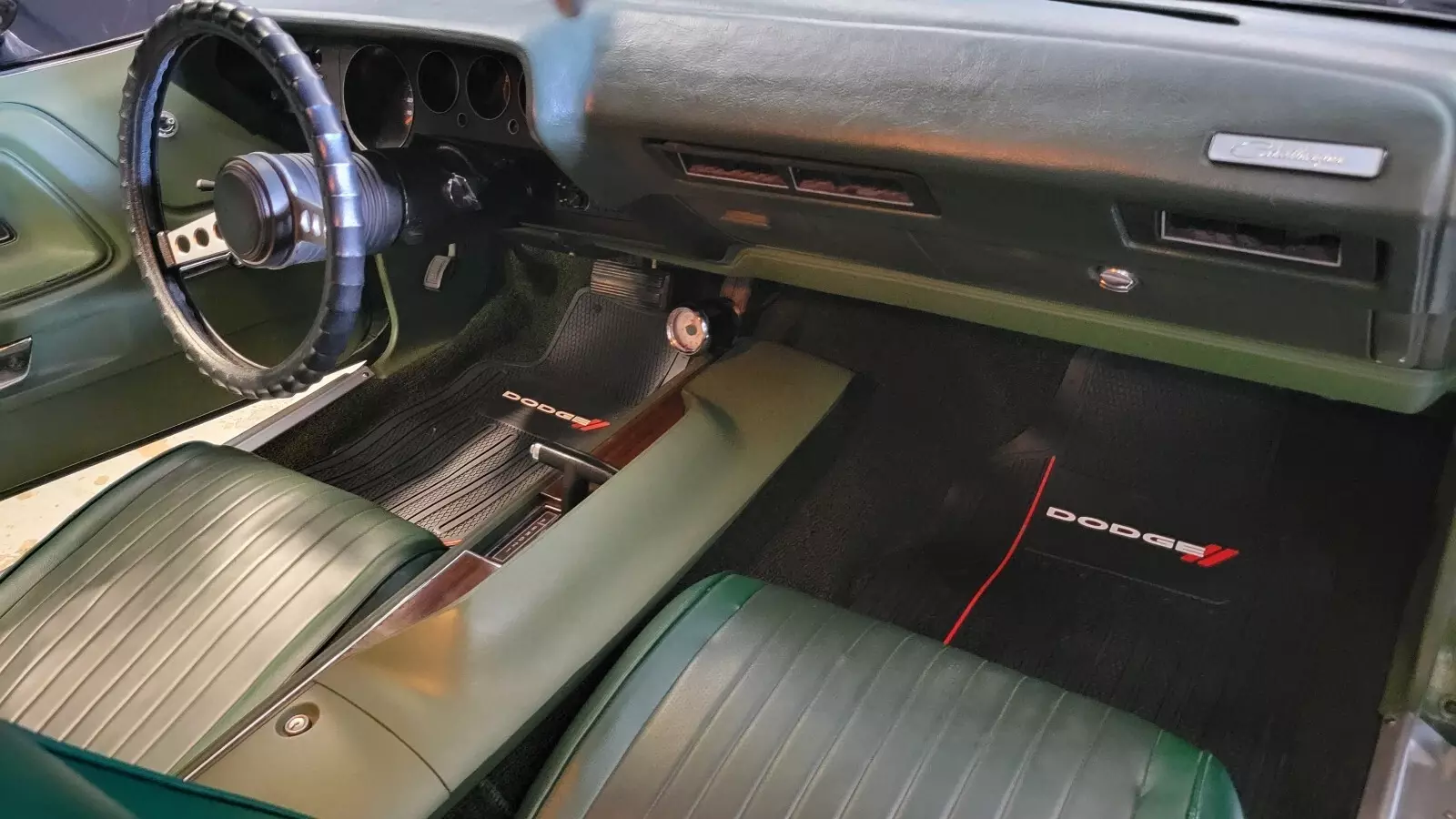 1972 Dodge Challenger - photo 11