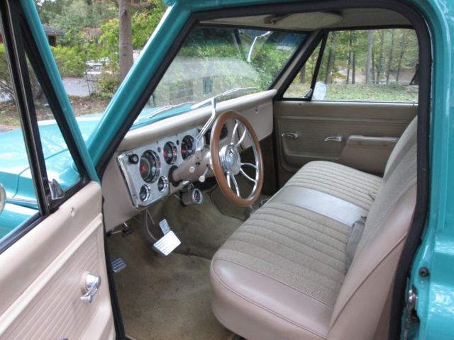1972 Chevrolet C-10 Custom - photo 10