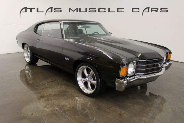 1972 Chevelle 350 auto disc brakes PS Vintage AC Charcoal Grey with grey stripes 1972 Chevrolet Chevelle Vintage AC Morris Concepts seat belts