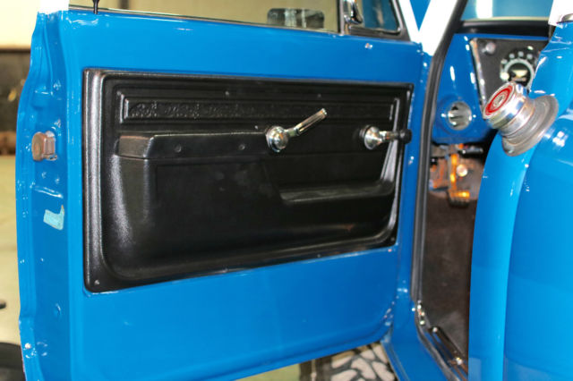 1972 Chevrolet C-10 K20 Cheyenne - photo 9