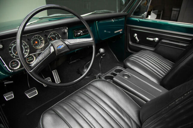 1972 Chevrolet Blazer 350, 4x4, Rare 4-Speed - photo 11