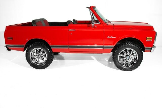 1972 Chevrolet Blazer 4x4 Houndstooth 4-Speed WINTER CLEARANCE PRICED - photo 2