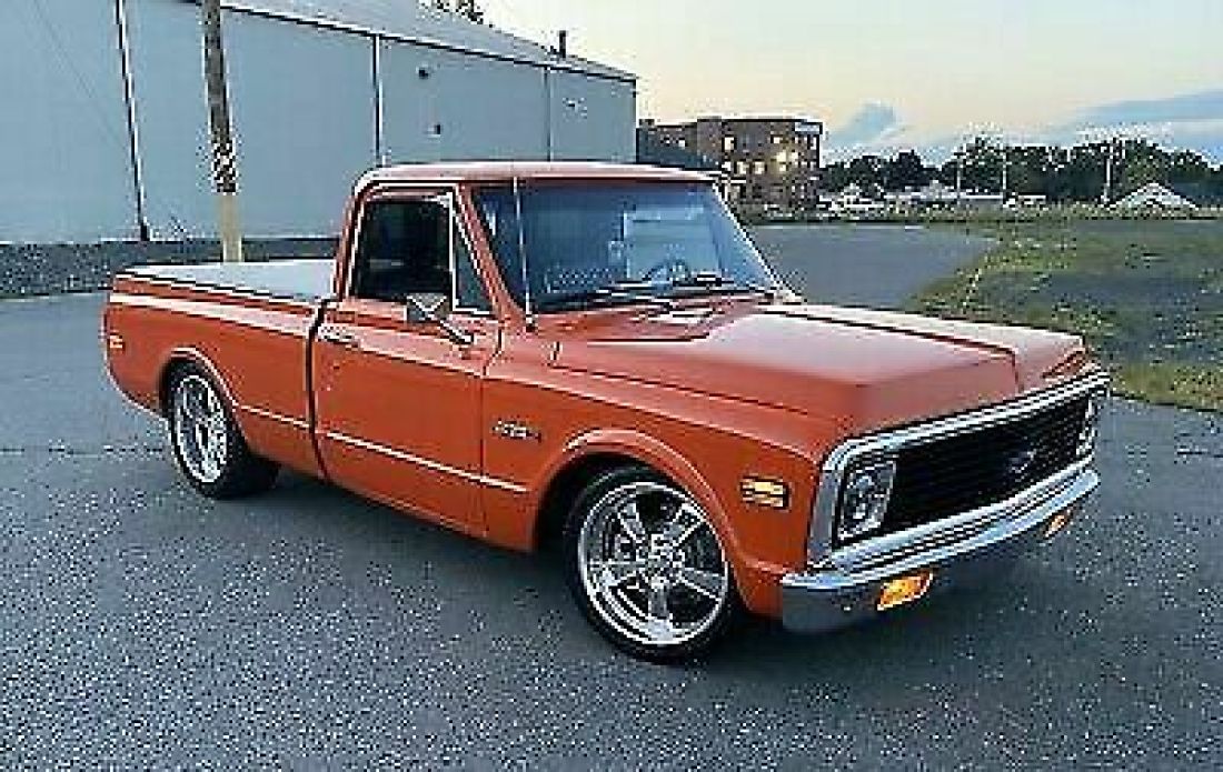 1972 Chevrolet C-10 Pickup Orange RWD Automatic Cheyenne 1972 Chevrolet C-10 Cheyenne
