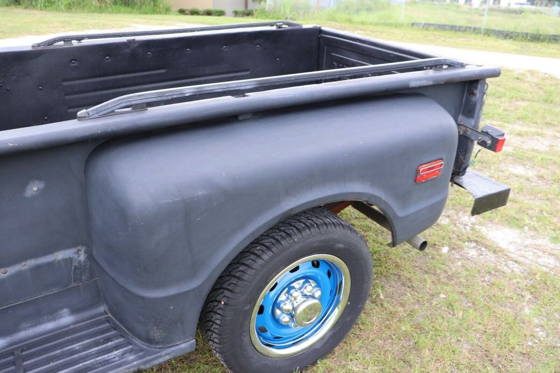 1972 Chevrolet C-10 Stepside Sleeper 350 V8 Pickup Truck - photo 11