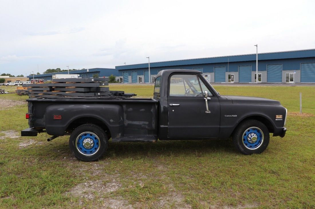 1972 Chevrolet C-10 Stepside Sleeper 350 V8 Pickup Truck - photo 5