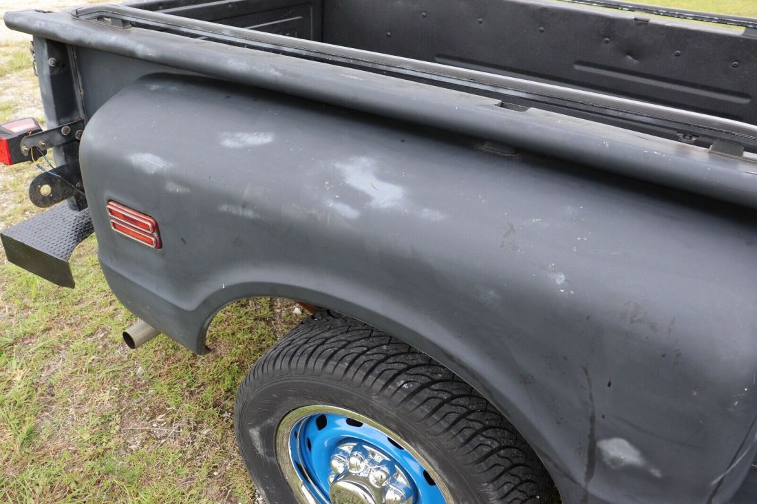 1972 Chevrolet C-10 Stepside Sleeper 350 V8 Pickup Truck - photo 9