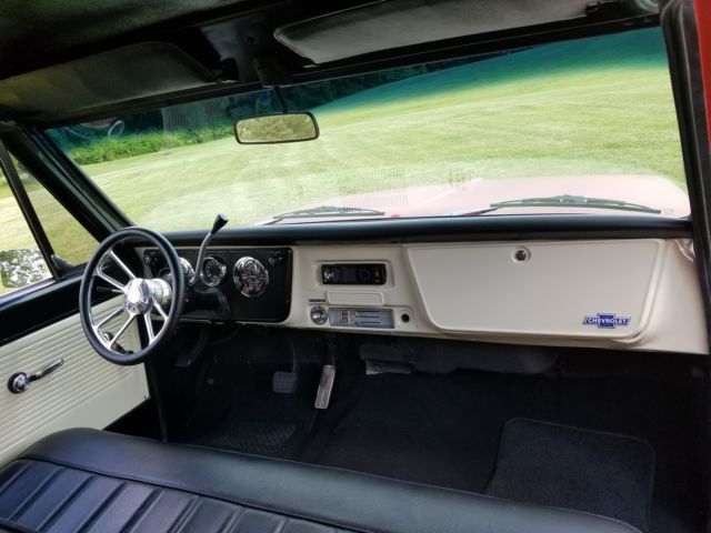 1972 Chevrolet C-10 Custom - photo 11