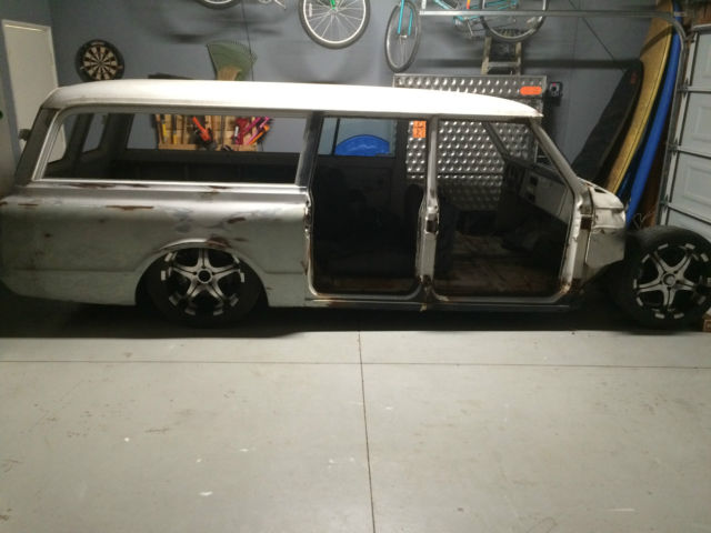 1972 Chevrolet C10 C-10 Suburban - SEMA SHOW PROJECT TRUCK - AIR RIDE SHOP TRUCK 1972 Chevrolet Suburban