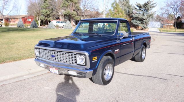 1972 Chevrolet C10 Cheyenne Short Wide Box Truck 1972 Chevrolet C-10 Cheyenne