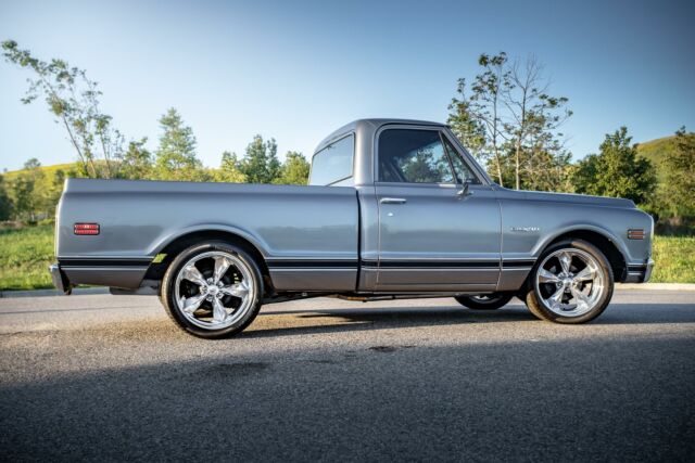 1972 Chevrolet C-10 Custom California Truck Fully Restored - photo 12