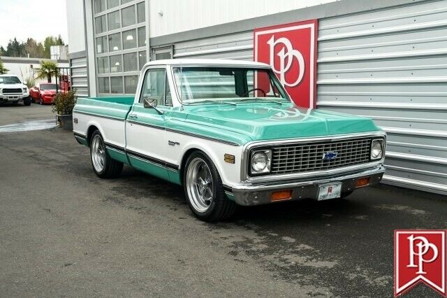 1972 Chevrolet C-10 Custom Deluxe Pickup - photo 3