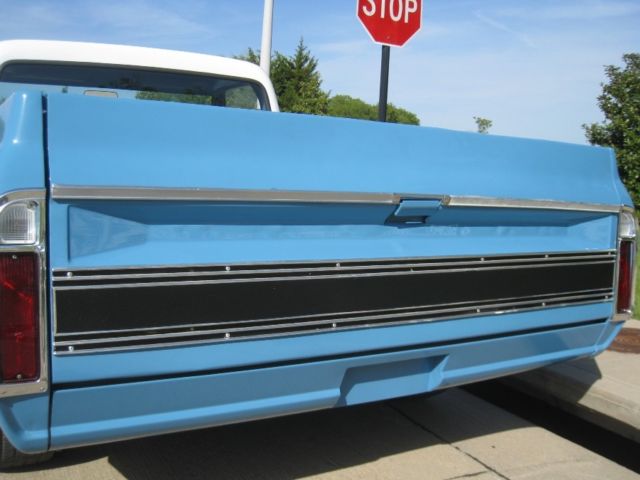 1972 Chevrolet C-10 C10 Short Bed Custom - photo 6