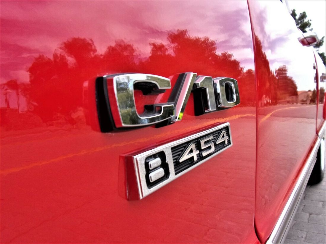 1972 Chevrolet C-10 Cheyenne Super Trim Package - photo 12