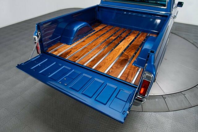 1972 Chevrolet C-10 Pickup Truck - photo 5