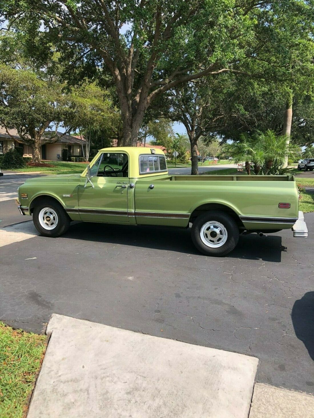 1972 Chevrolet C20 Cheyenne/Custom Camper - photo 2