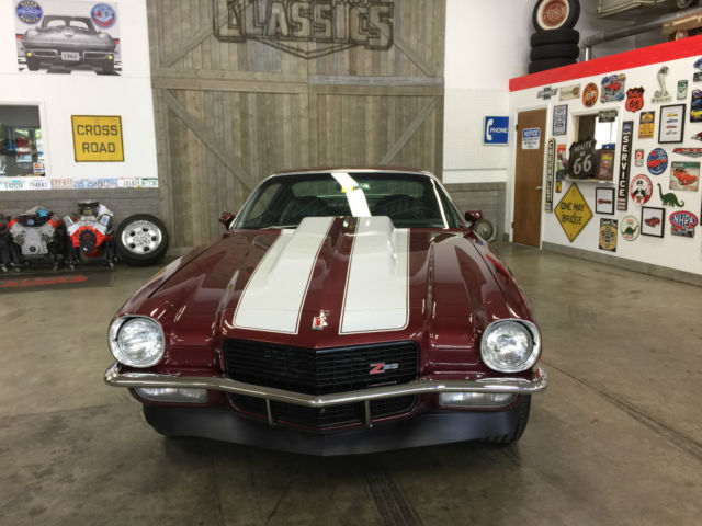 1972 Chevrolet Camaro Z28 Badges - photo 2
