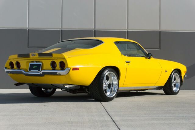 1972 Chevrolet Camaro RS - photo 2