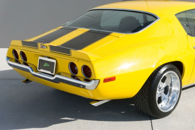 1972 Chevrolet Camaro RS - photo 9