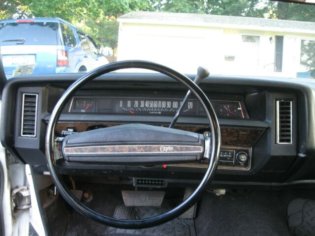 1972 Chevrolet Caprice - photo 11