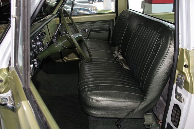 1972 Chevrolet Cheyenne 10 RWD - 350 V8 - AUTO - AIR CONDITIONING! - photo 7