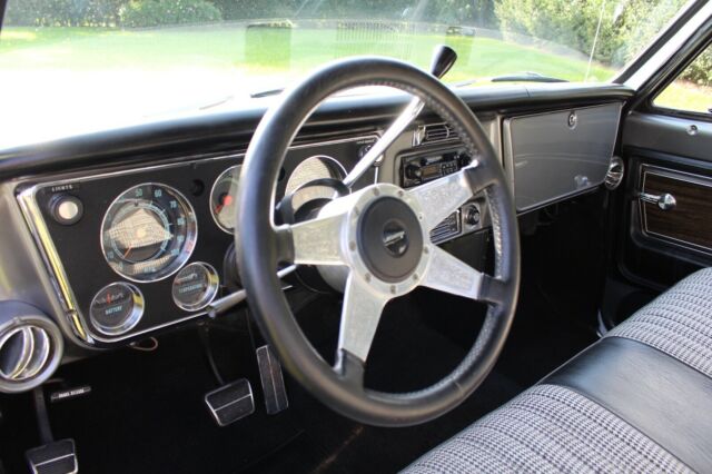 1972 Chevrolet Cheyenne 20 C20 2500 / 400 V8 Pickup Truck 100+ HD Pictures - photo 13