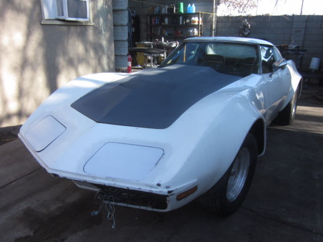 1972 Chevrolet Corvette Base Coupe 2-Door 5.7L 1972 Chevrolet Corvette