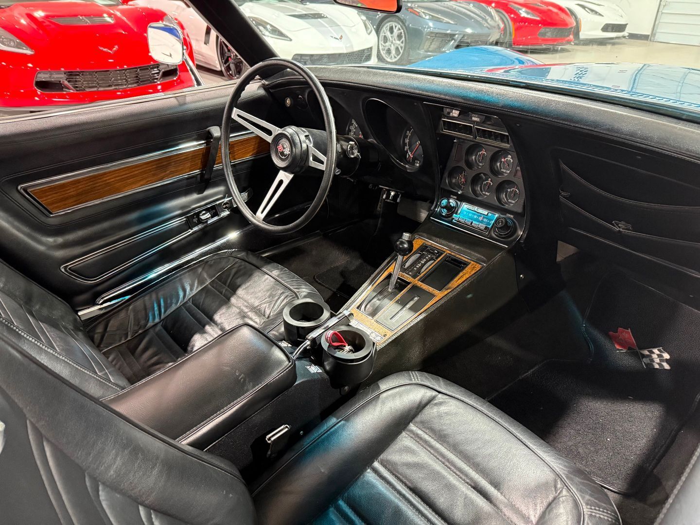 1972 Chevrolet Corvette 454 Big Block, A/C, PW, PS, PB, M40 Auto, Tilt 91k - photo 10