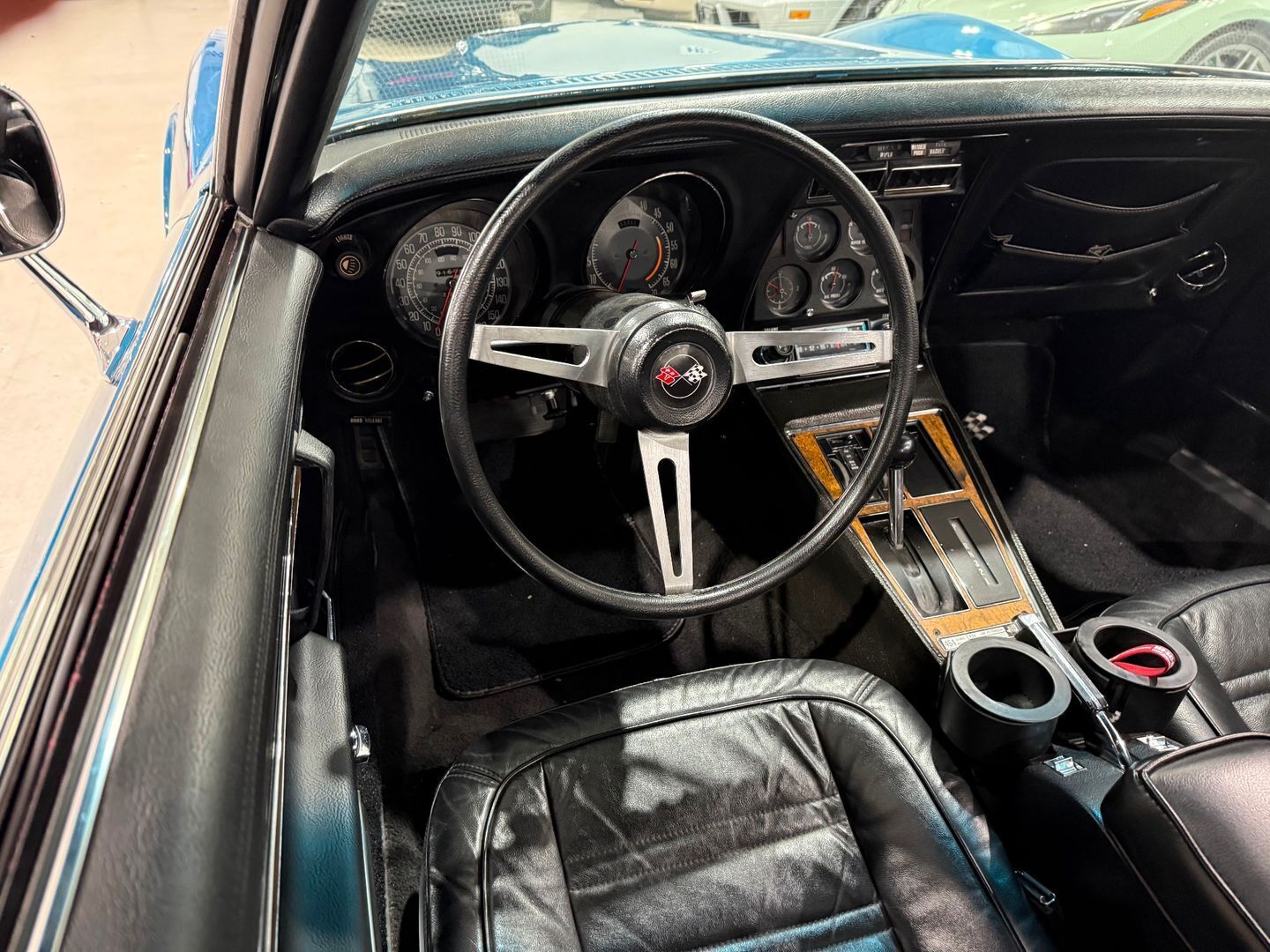 1972 Chevrolet Corvette 454 Big Block, A/C, PW, PS, PB, M40 Auto, Tilt 91k - photo 9