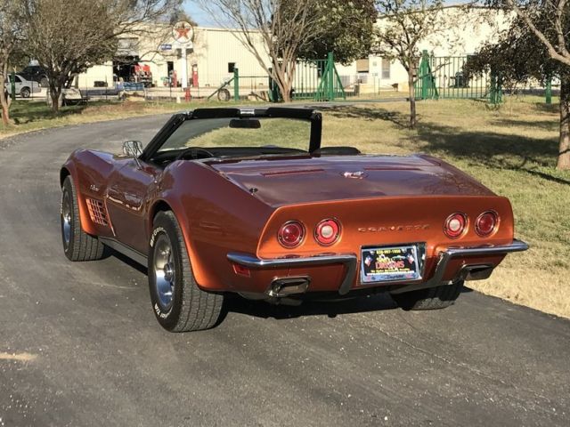 1972 Chevrolet Corvette RESTOMOD ALUM HEAD AC LEATHER 70K SPENT ON RESTORA - photo 10