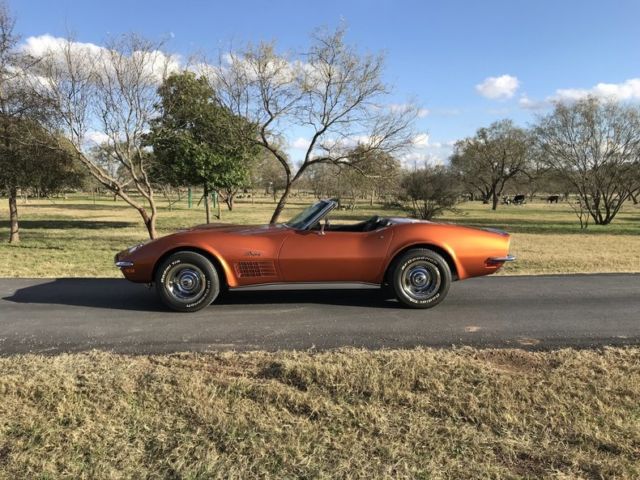 1972 Chevrolet Corvette RESTOMOD ALUM HEAD AC LEATHER 70K SPENT ON RESTORA - photo 3