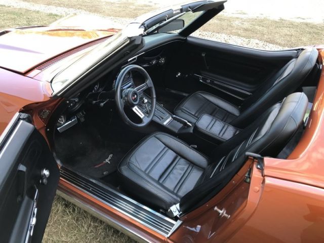 1972 Chevrolet Corvette RESTOMOD ALUM HEAD AC LEATHER 70K SPENT ON RESTORA - photo 6