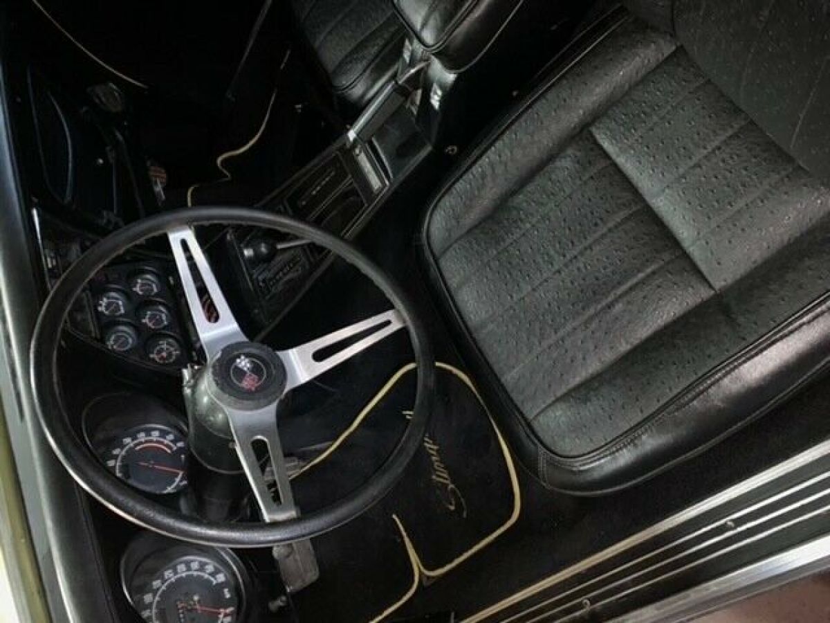 1972 Chevrolet Corvette t-tops - photo 11