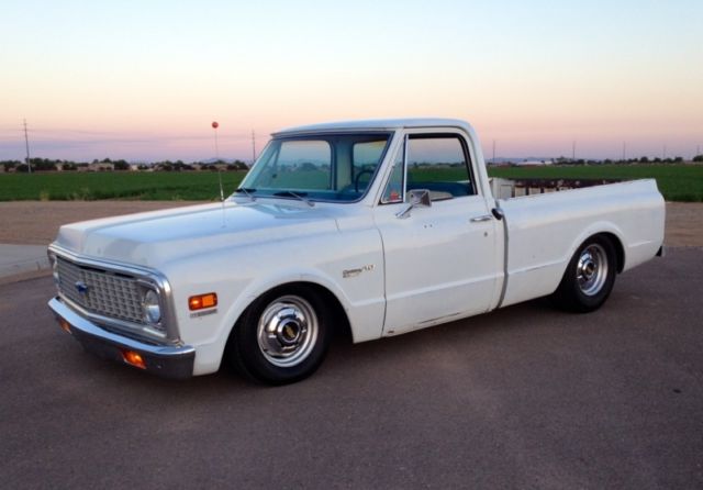 1972 Chevrolet custom deluxe c-10 c10 c 10 c/10 pickup truck chevy 1/2 ton 1972 Chevrolet C-10 c10 c 10 c/10 custom deluxe chevy pickup truck